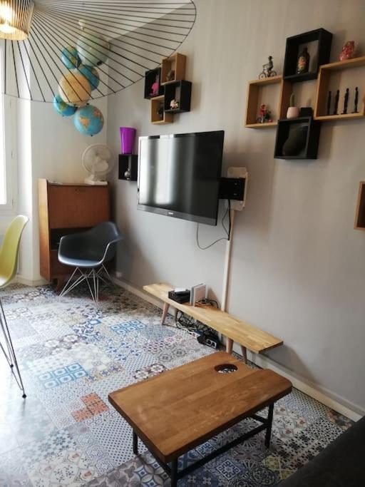 Plein Coeur Du Quartier Du Panier . Chaleureux T2. Apartment Marseille Bagian luar foto